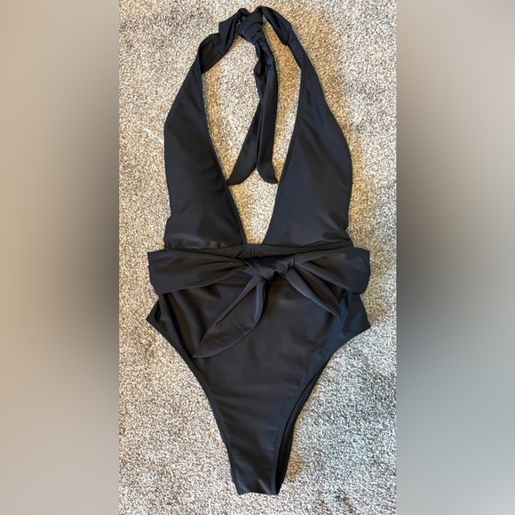 Abercrombie & Fitch Women's XS Bathing Suit One Piece High Cheeky Black Halter - Picture 7 of 11